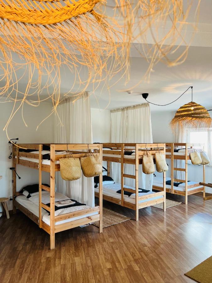 Ocean House - Ribeira D'Ilhas Ericeira Hostel Ngoại thất bức ảnh